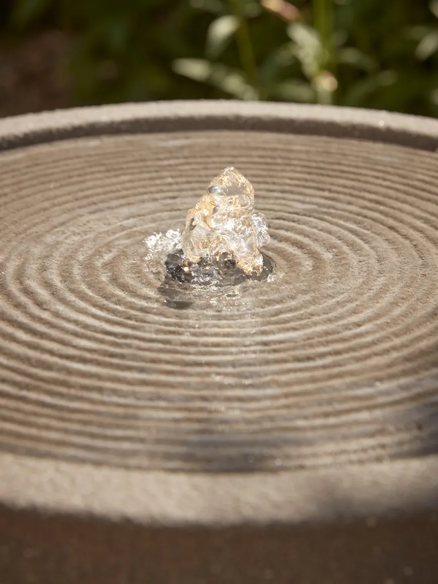 Textured Wavy Water Fountain - Mocha