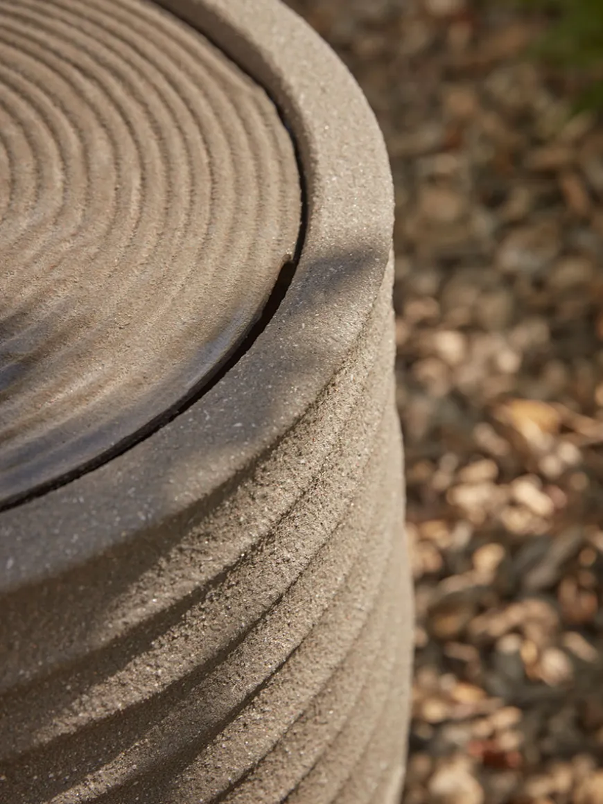 Textured Wavy Water Fountain - Mocha