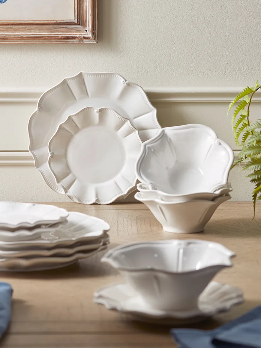 Twelve Abrey Dinnerware set