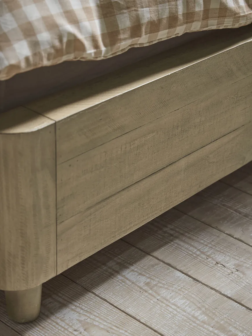Valletta King Size Bed