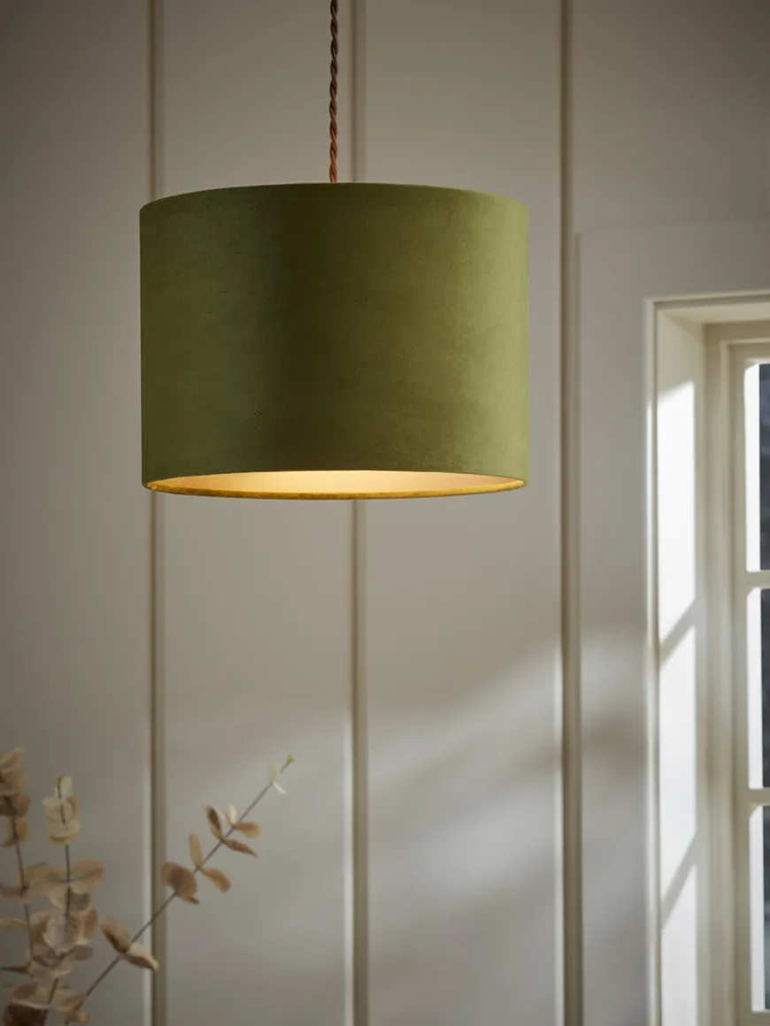 Velvet Shade Olive
