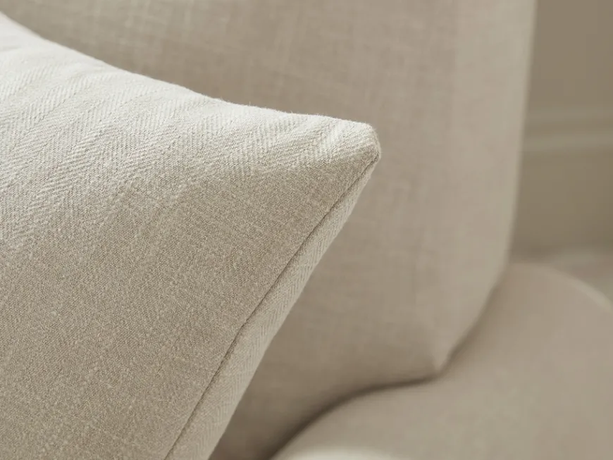 Visby Armchair