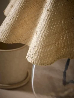 Woven Wavy Shade